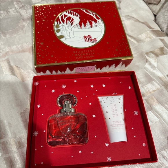 Estee Lauder Other - Estee Lauder Beautiful Magnolia Festive Red Gift Box